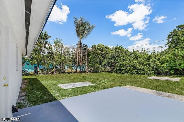 1480 Apollo DR, Fort Myers, FL 33905
