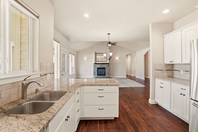 7521 N E St, Spokane, WA 99208