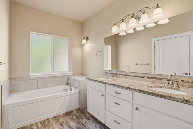 7521 N E St, Spokane, WA 99208