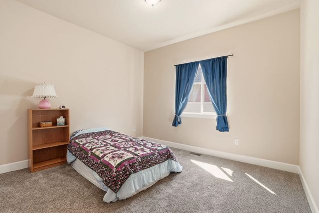 7521 N E St, Spokane, WA 99208