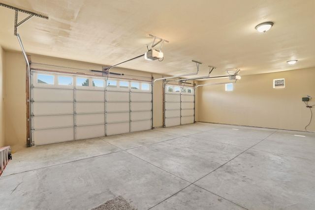 7521 N E St, Spokane, WA 99208