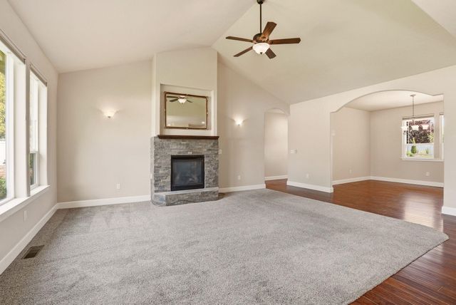 7521 N E St, Spokane, WA 99208