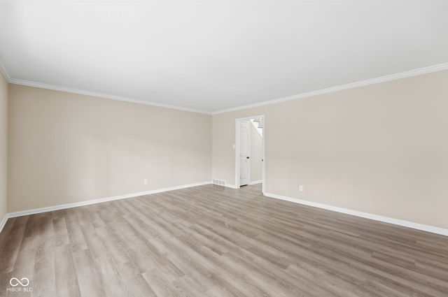 5158 Brendonshire Court E, Indianapolis, IN 46226