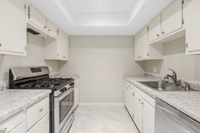 5158 Brendonshire Court E, Indianapolis, IN 46226