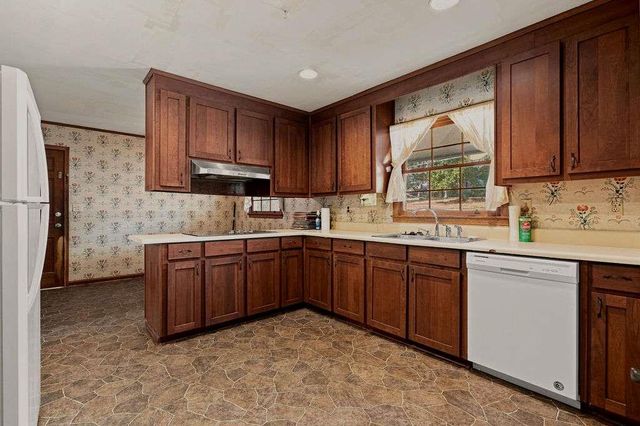 23 Saddle Mountain Road SE, Rome, GA 30161