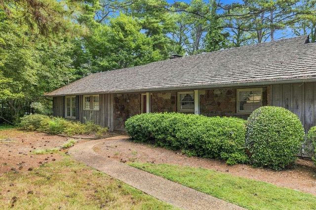 23 Saddle Mountain Road SE, Rome, GA 30161