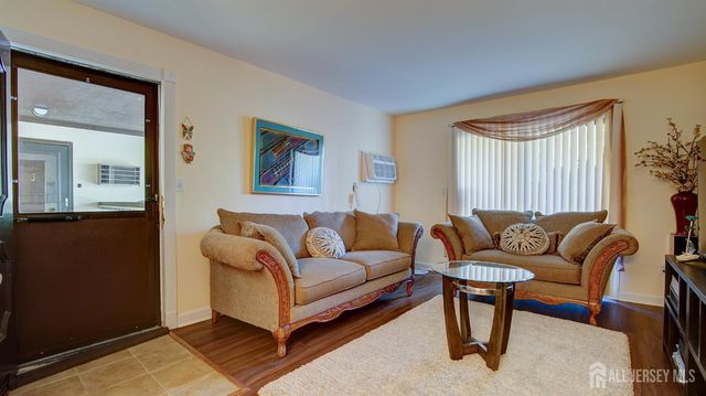 86 Arrowood Road G, Manalapan, NJ 07726