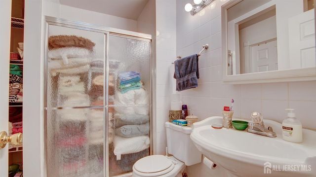86 Arrowood Road G, Manalapan, NJ 07726