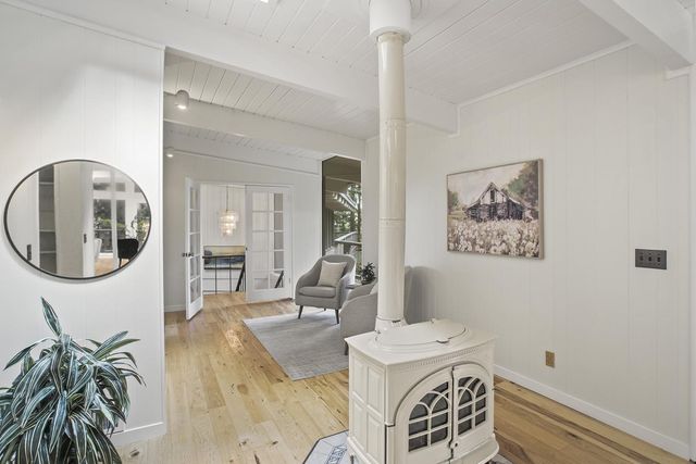 320 Grandview Drive, Woodside, CA 94062