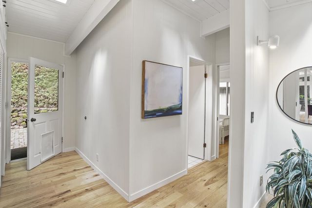 320 Grandview Drive, Woodside, CA 94062