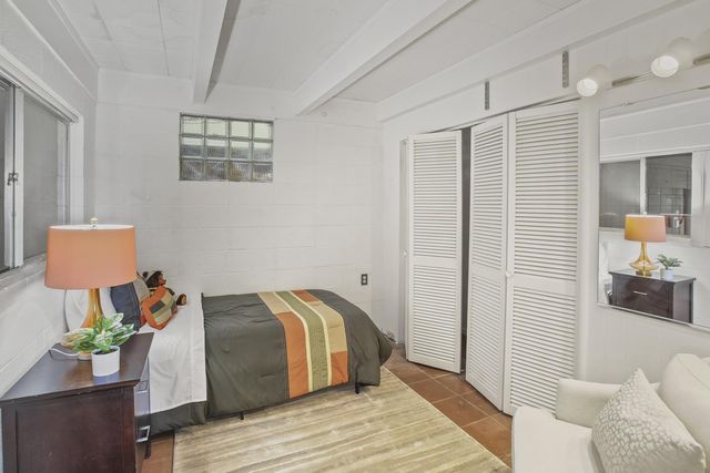 320 Grandview Drive, Woodside, CA 94062