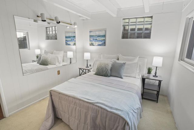 320 Grandview Drive, Woodside, CA 94062