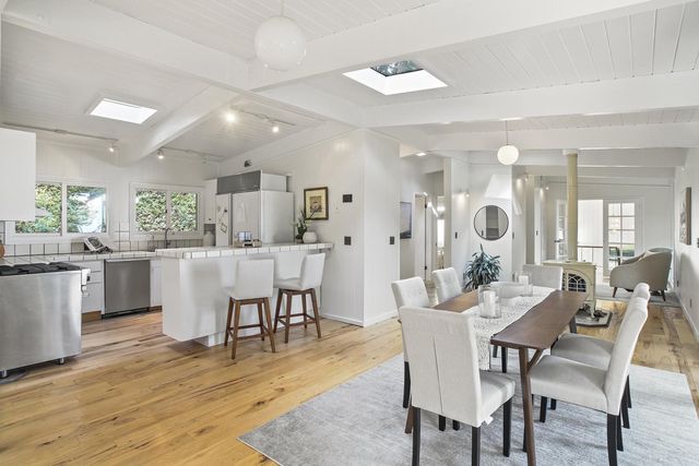 320 Grandview Drive, Woodside, CA 94062