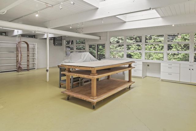 320 Grandview Drive, Woodside, CA 94062