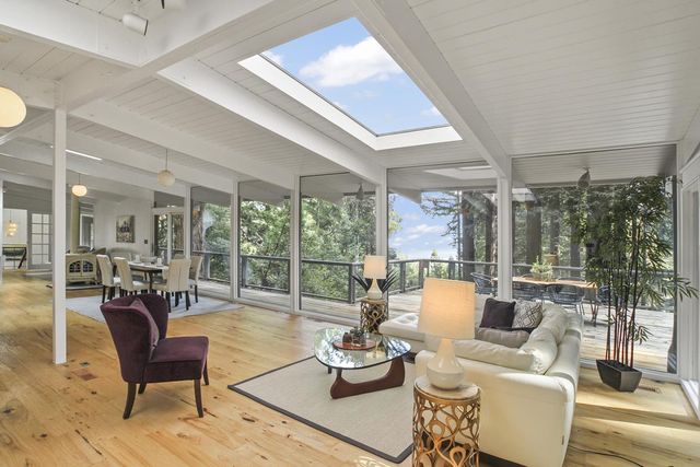 320 Grandview Drive, Woodside, CA 94062