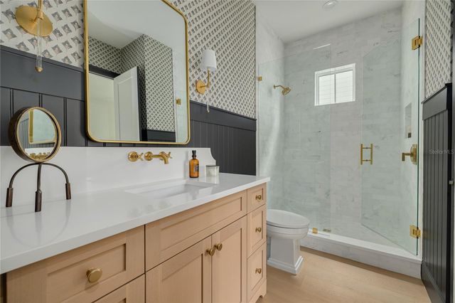 455 47TH AVENUE N, St Petersburg, FL 33703