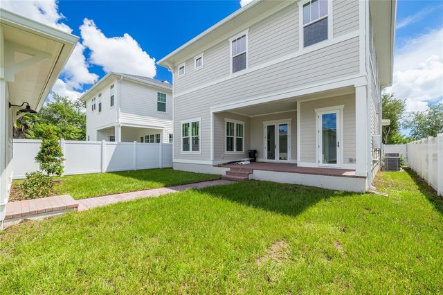 455 47TH AVENUE N, St Petersburg, FL 33703