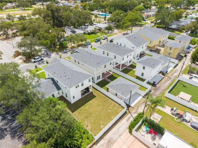 455 47TH AVENUE N, St Petersburg, FL 33703
