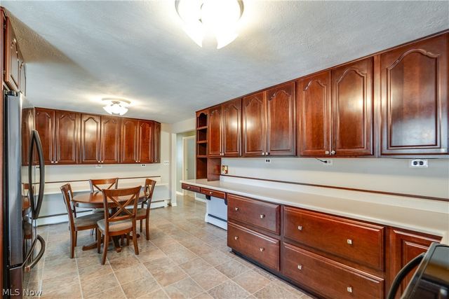 4710 Brunnerdale Avenue NW, Canton, OH 44718