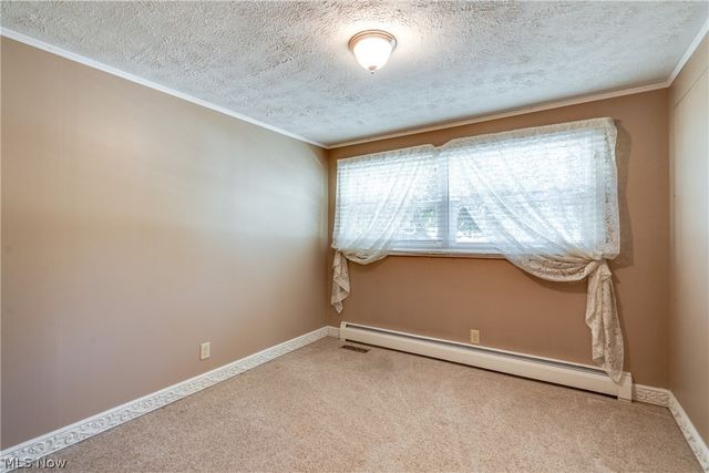 4710 Brunnerdale Avenue NW, Canton, OH 44718
