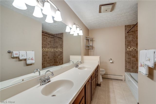 4710 Brunnerdale Avenue NW, Canton, OH 44718