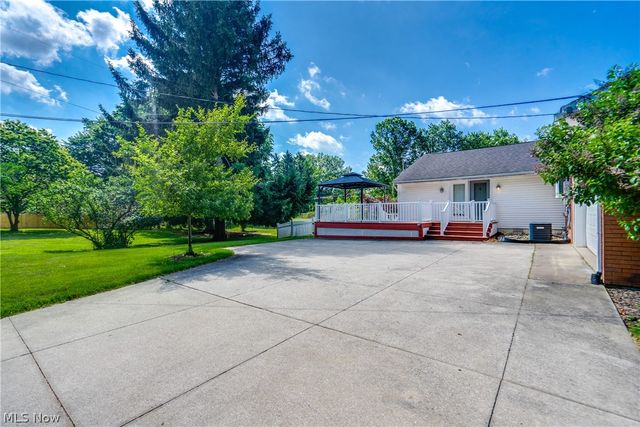 4710 Brunnerdale Avenue NW, Canton, OH 44718