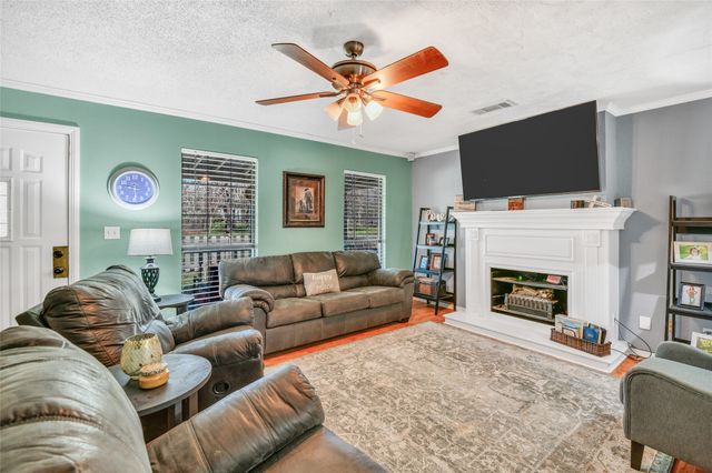 5645 Banks Road, Fort Worth, TX 76140