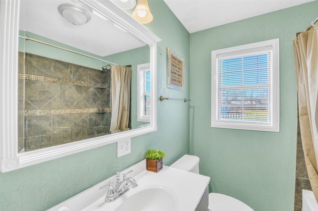 5645 Banks Road, Fort Worth, TX 76140