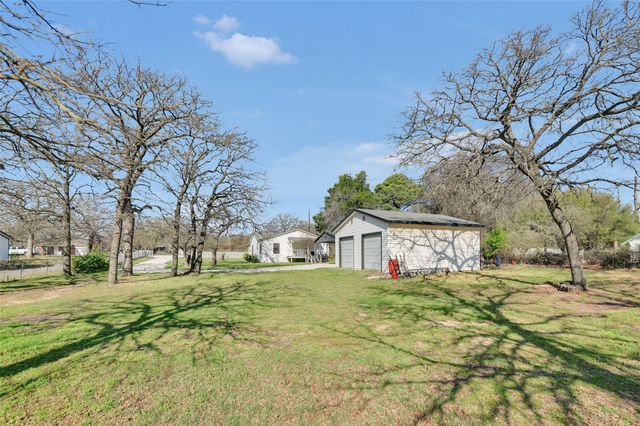 5645 Banks Road, Fort Worth, TX 76140