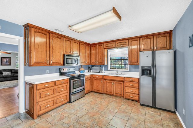 5645 Banks Road, Fort Worth, TX 76140