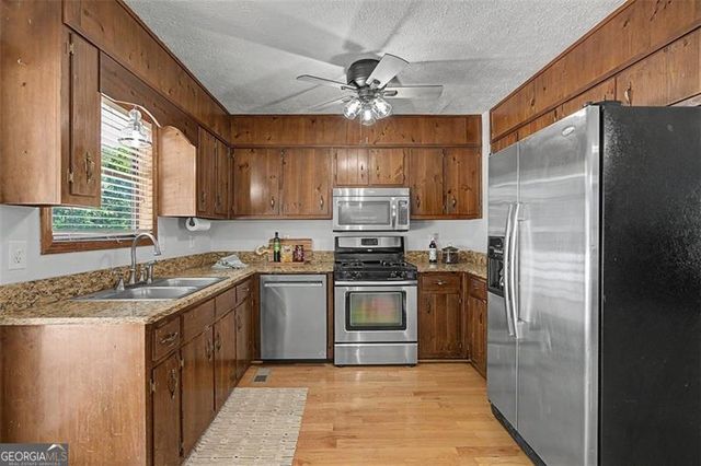 5214 Hill Road, Powder Springs, GA 30127