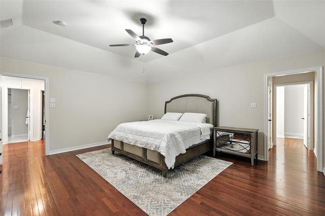 146 River Run Drive, Azle, TX 76020