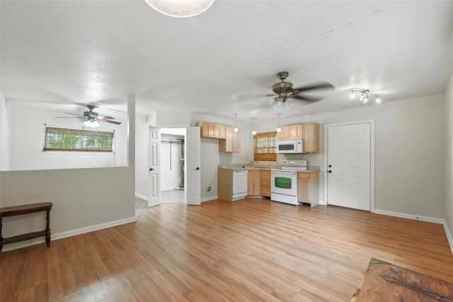 146 River Run Drive, Azle, TX 76020