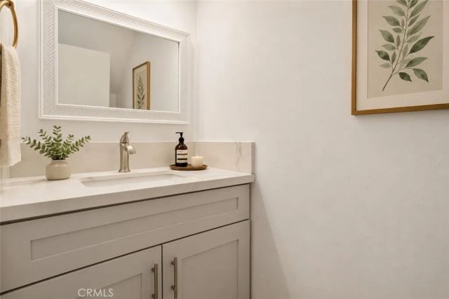 2450 Vista Hogar, Newport Beach, CA 92660