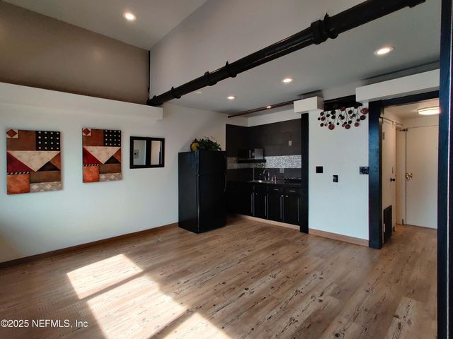 311 W ASHLEY Street 1715, Jacksonville, FL 32202