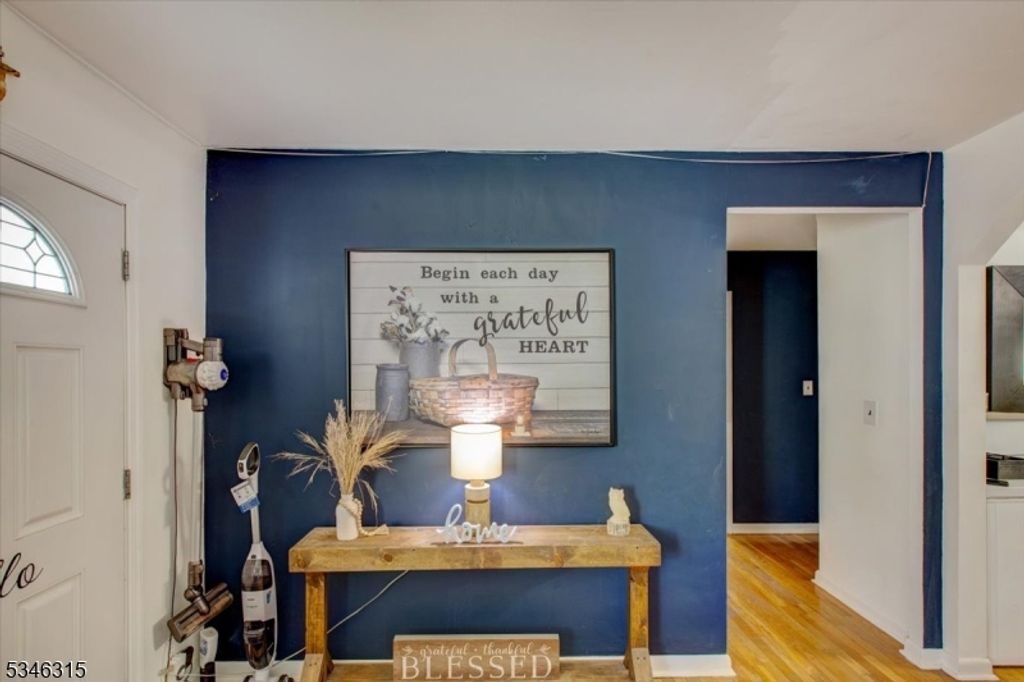 17 Princeton St, Clifton City, NJ 07014