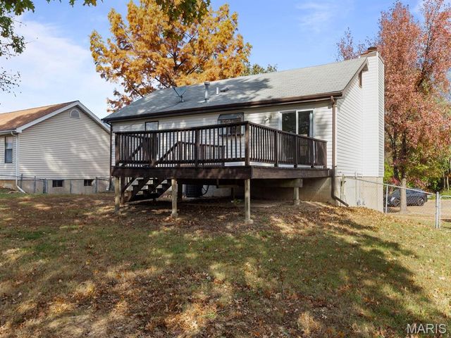 1095 Summit Meadows Drive, Fenton, MO 63026