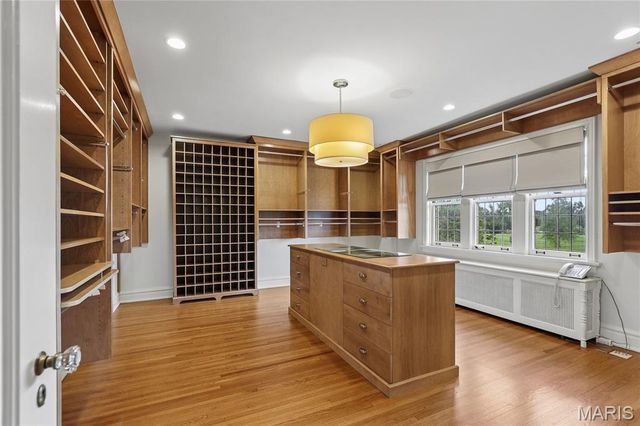 5745 Lindell Boulevard, St Louis, MO 63112