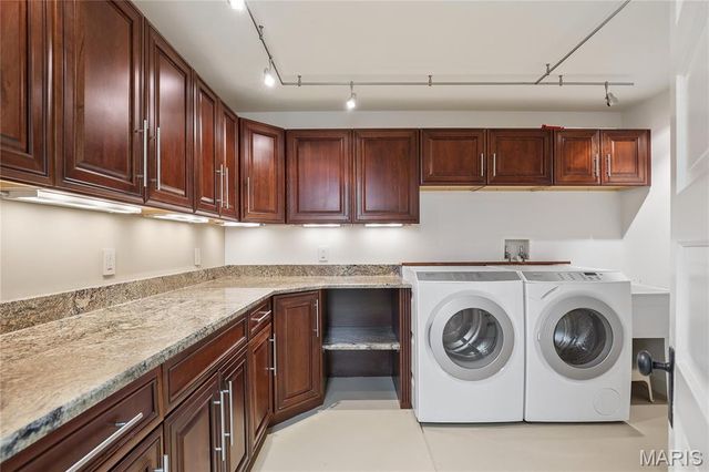 5745 Lindell Boulevard, St Louis, MO 63112