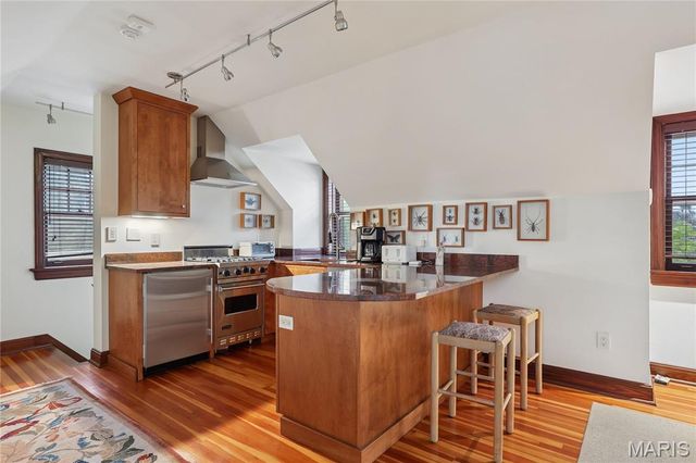5745 Lindell Boulevard, St Louis, MO 63112