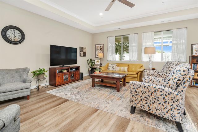 14320 Harborough Drive, Bakersfield, CA 93311