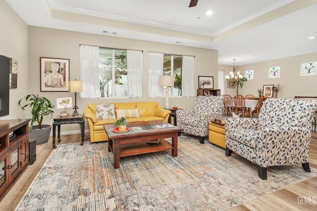 14320 Harborough Drive, Bakersfield, CA 93311