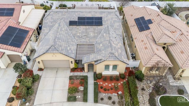 14320 Harborough Drive, Bakersfield, CA 93311