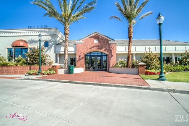 14320 Harborough Drive, Bakersfield, CA 93311