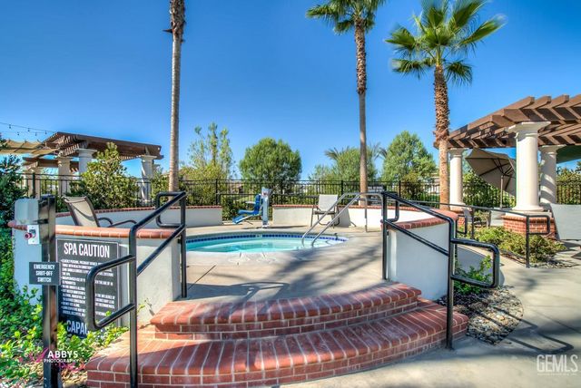 14320 Harborough Drive, Bakersfield, CA 93311