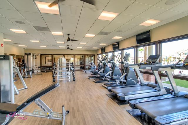 14320 Harborough Drive, Bakersfield, CA 93311