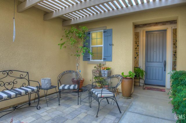 14320 Harborough Drive, Bakersfield, CA 93311