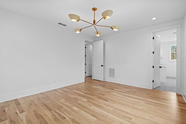 3411 Richards St, Nashville, TN 37215