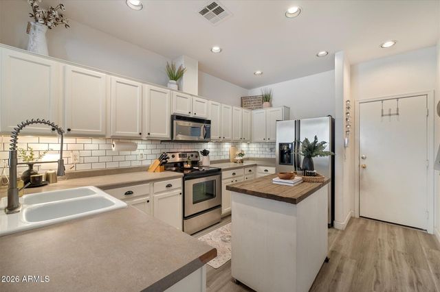 1225 N 36TH Street 1103, Phoenix, AZ 85008