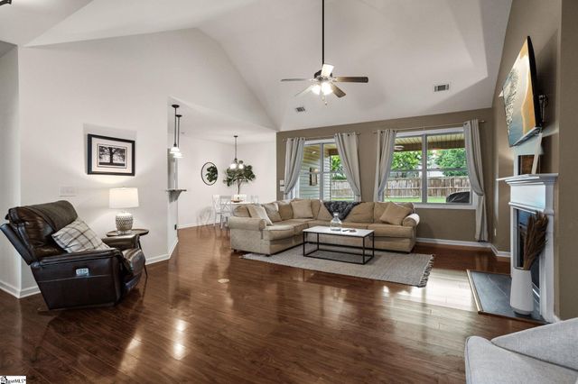 300 Plamondon Drive, Simpsonville, SC 29680